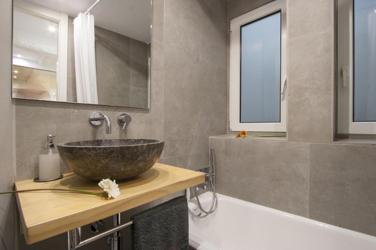 Zoe By Oldtown Ss Apartments San Sebastian Exterior photo